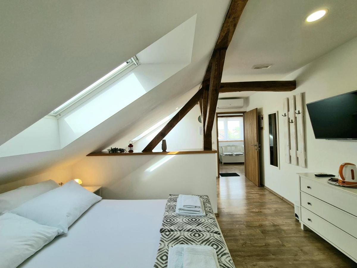 Rooms Garden Slunj Bagian luar foto